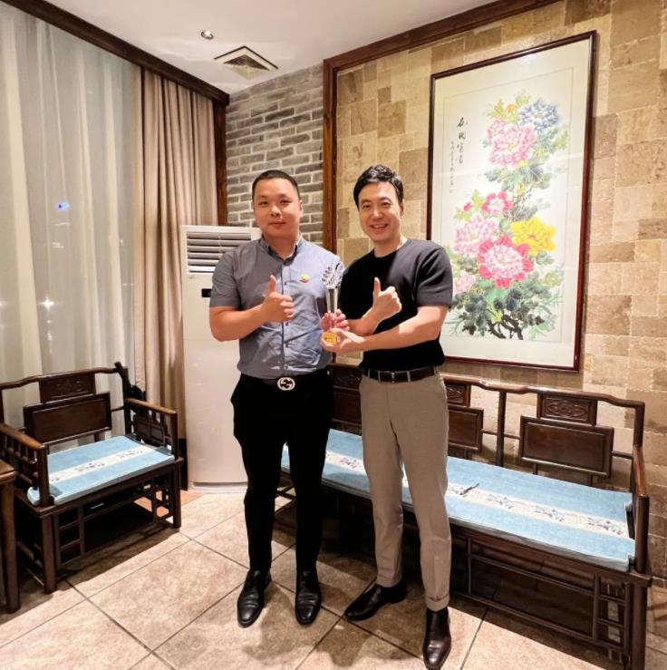 8XBET（中国）一站式服务平台集团