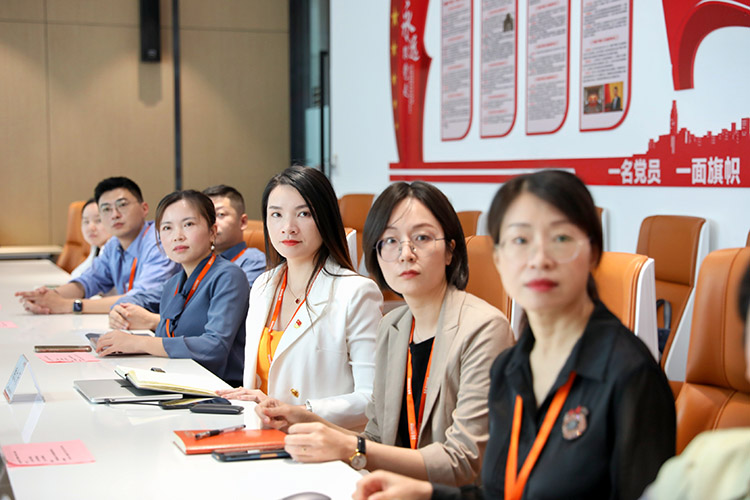 8XBET（中国）一站式服务平台党支部