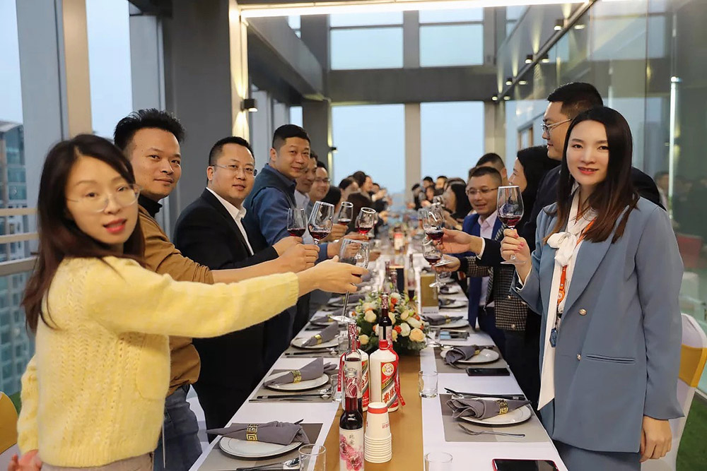 8XBET（中国）一站式服务平台集团