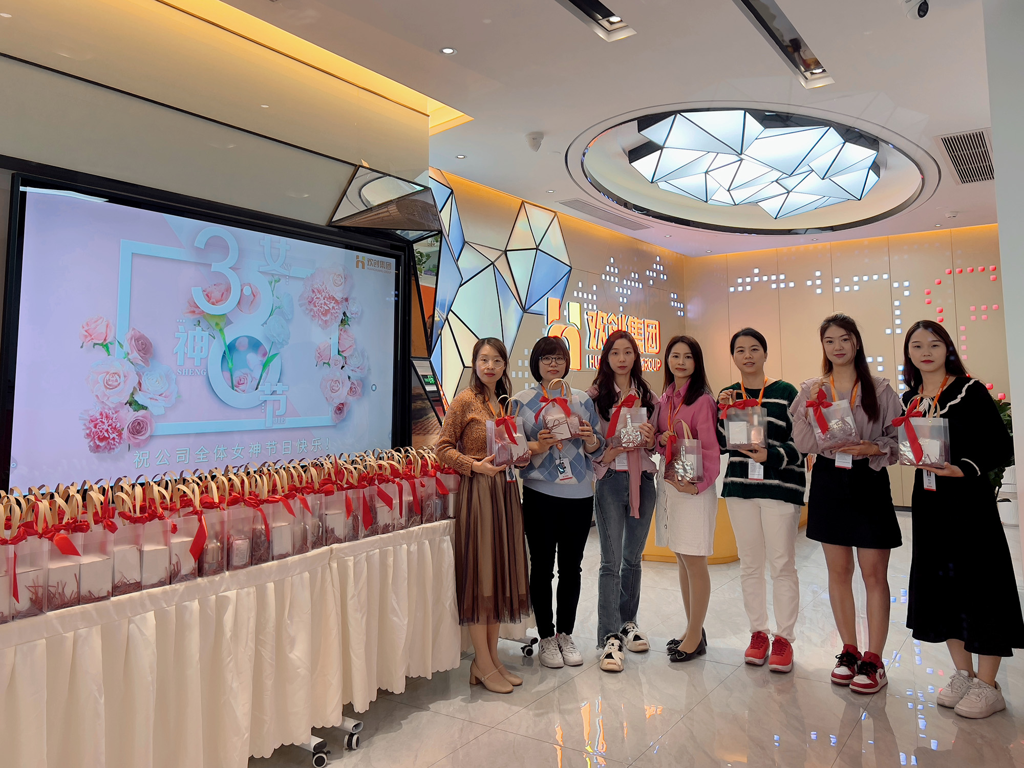 8XBET（中国）一站式服务平台集团