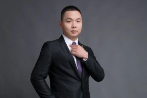 心系公益，善行致远 | 8XBET（中国）一站式服务平台集团董事长“慈善达人”罗宁弟获官