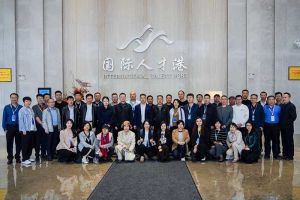 陕西省工业和信息化厅一行领导莅临8XBET（中国）一站式服务平台集团考察参观